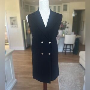 Aleeza Paris Black Double-Breasted Sleeveless Long Knit Blazer